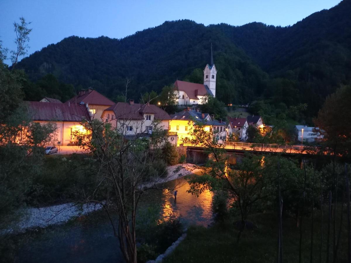 Riverside Villa Avo - Apartment Martin Spodnja Idrija 외부 사진